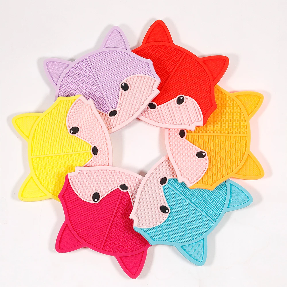 Cute Fox Silicone Beauty Brush Cleaner Mat Cosmetic Makeup Washing Brushes Cleaning Pad with suction