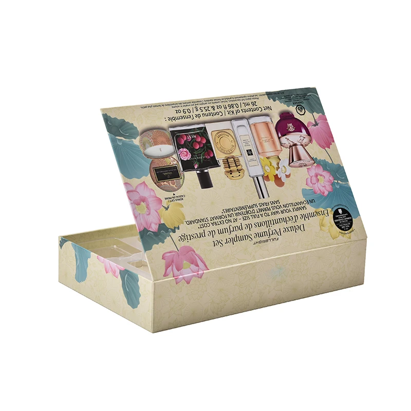 Custom Biodegradable Coated Paper Christmas Eve Gift Packaging Paper Box Cosmetic Gift Box for Christmas With Plastic Tray