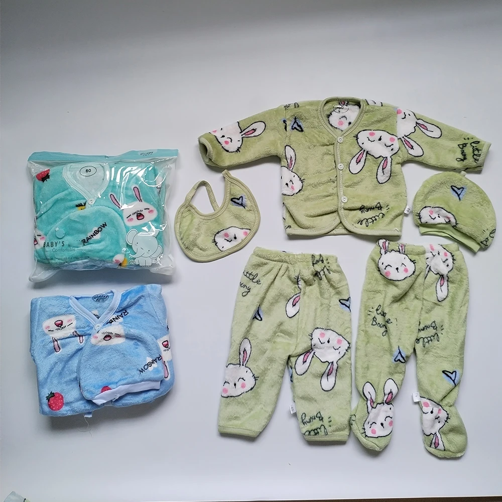 Custom Baby Clothes 5 Pieces Layette Set 0-6M Flannel Baby Winter Clothes Outfits  Newborn Baby Clothes Gift Set