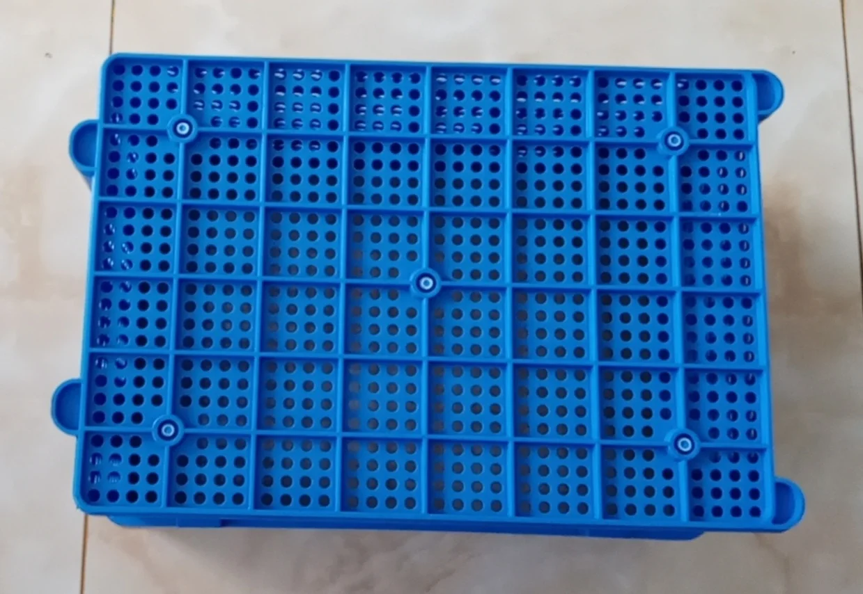 Plastic fruit crate vented stackable vegetable plastic crates