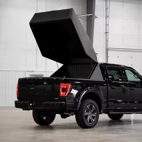 Heavy-Duty Aluminum Pick-up Bed Cover Secure Storage Solution for Adventure Gear and Off-Road Use with Locking Function