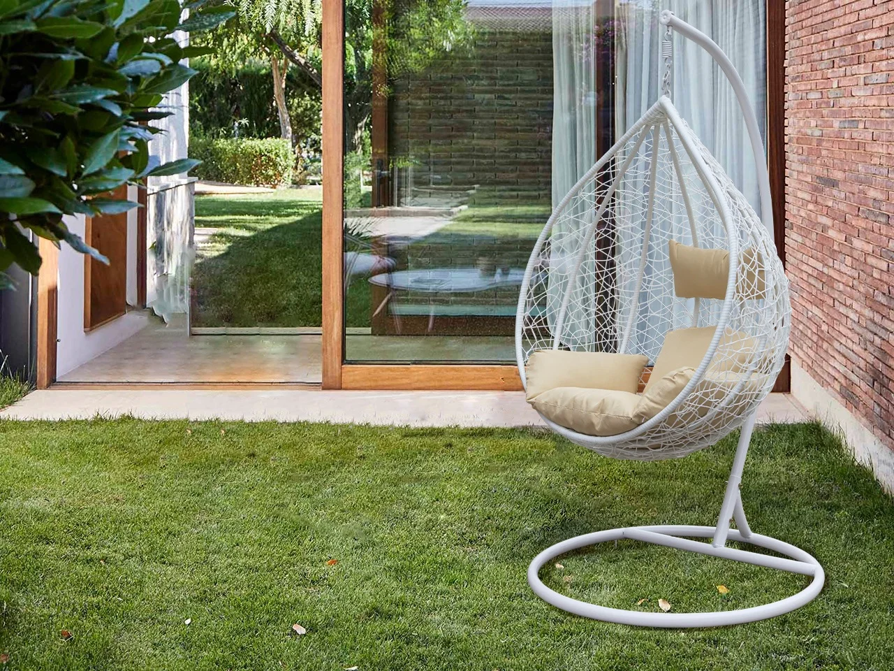 VANRIOS wholesale Patio Moder Indoor Outdoor Bedroom Metal Egg Circle Swing Hammock Hanging chair outdoor furniture rattan rope