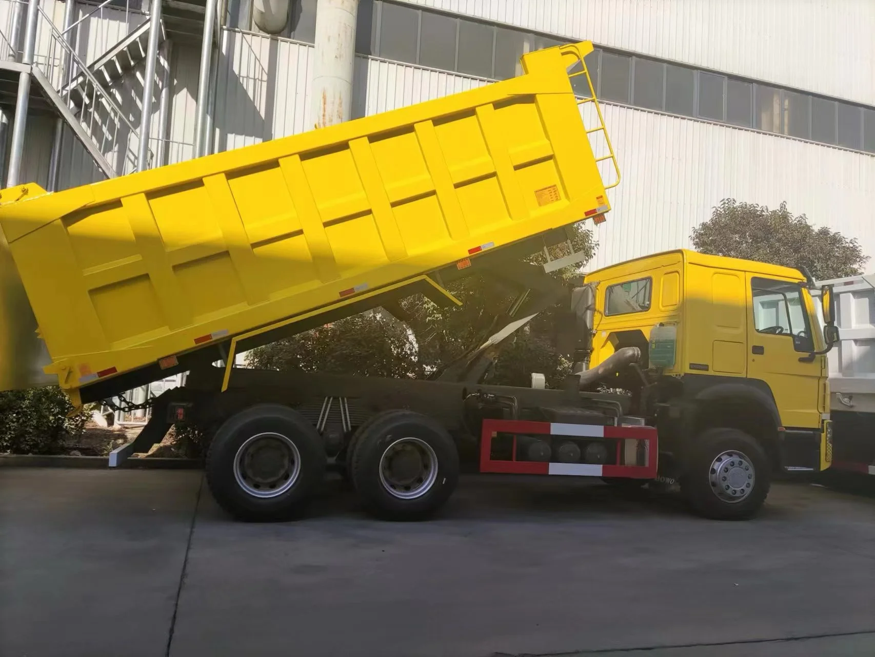 Новый самосвал Howo Самосвал 6x4 HOWO 375 для продажи низкая цена