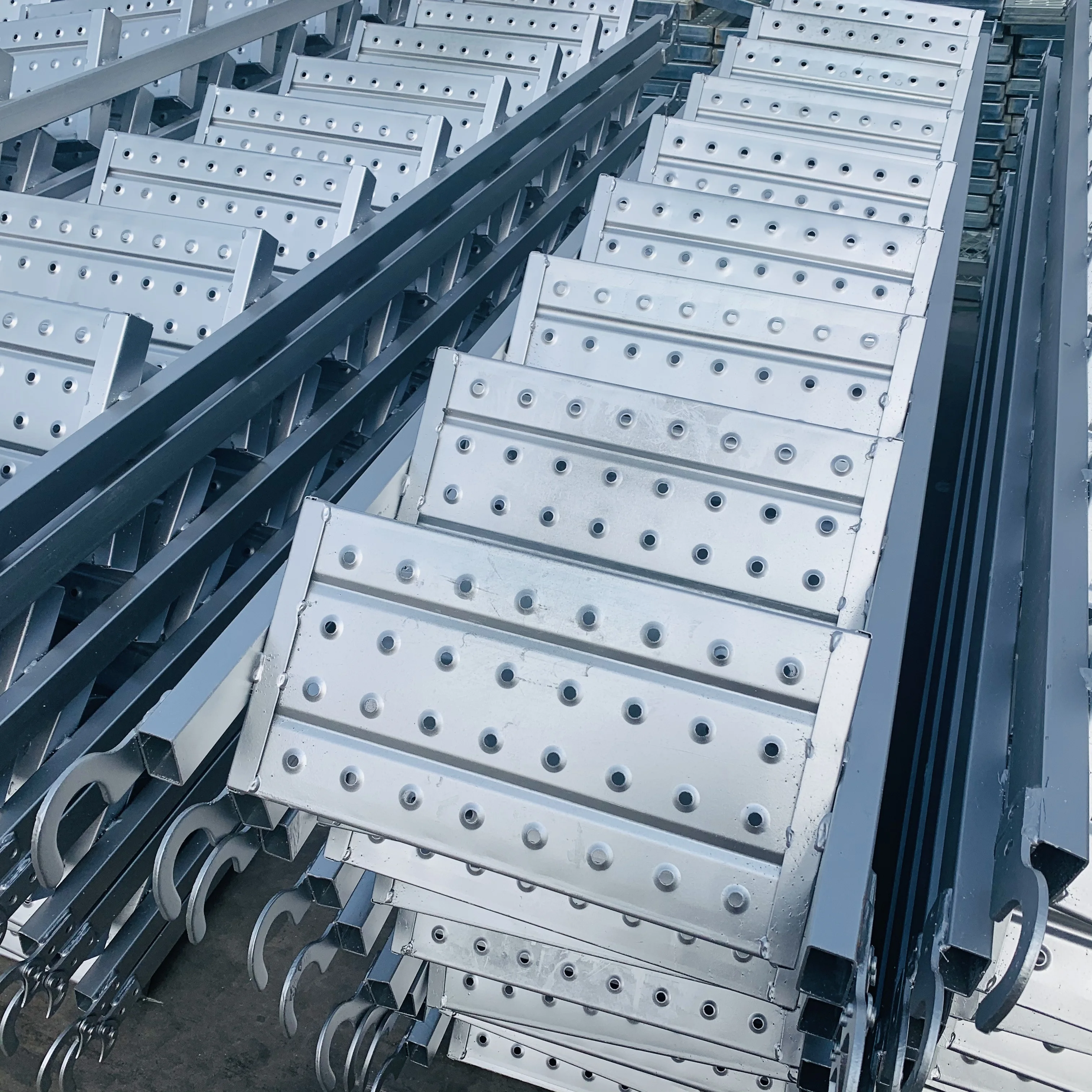 Designed Galvanized Steel Stairs for Scaffolding easy install stair ladder support ringlock system scaffolding staircase