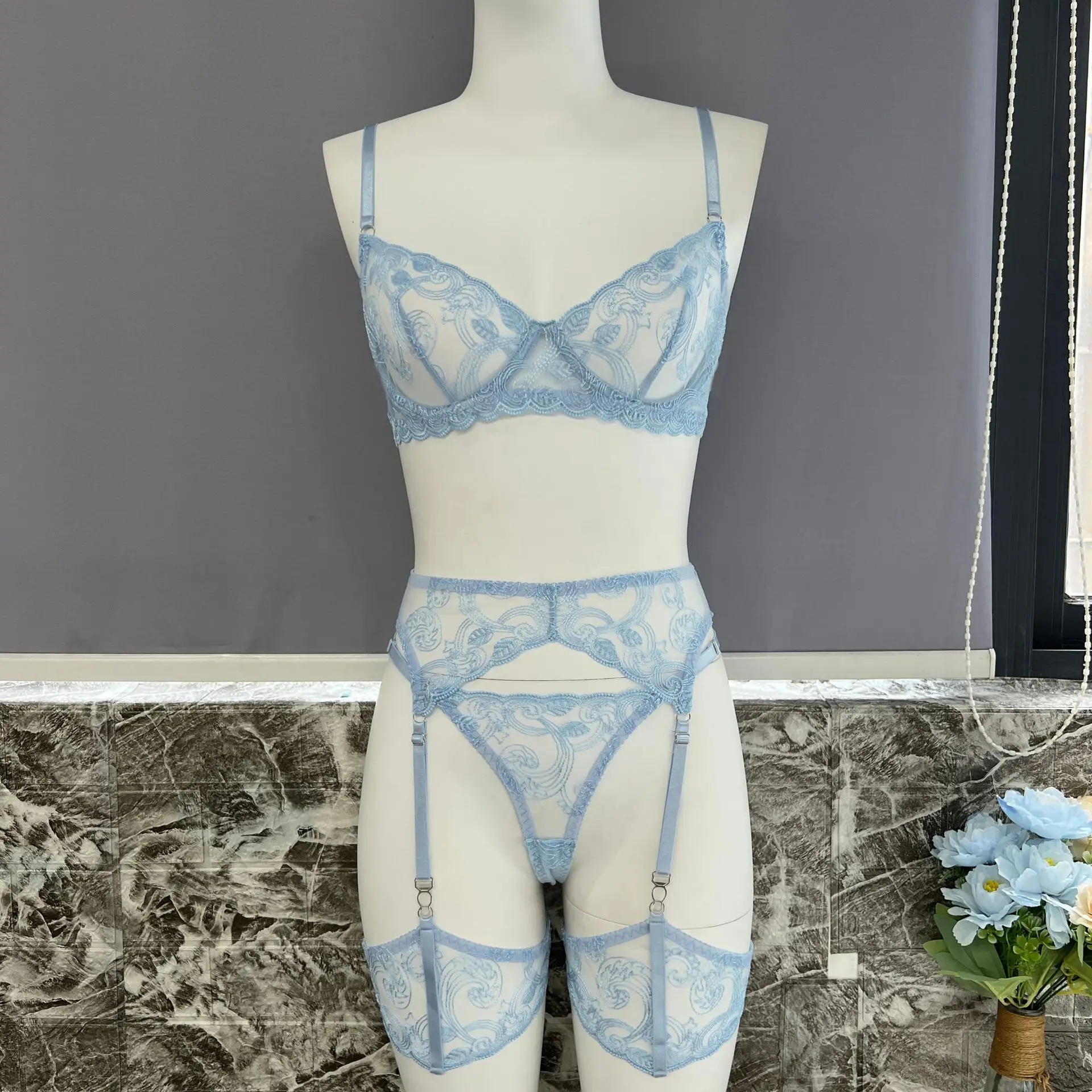 High Quality Sexy Flower Pattern Sleepwear Underwear 3 Pieces Women Beauty Back Hollow Out Lace Blue Lingerie Bras Brief Set