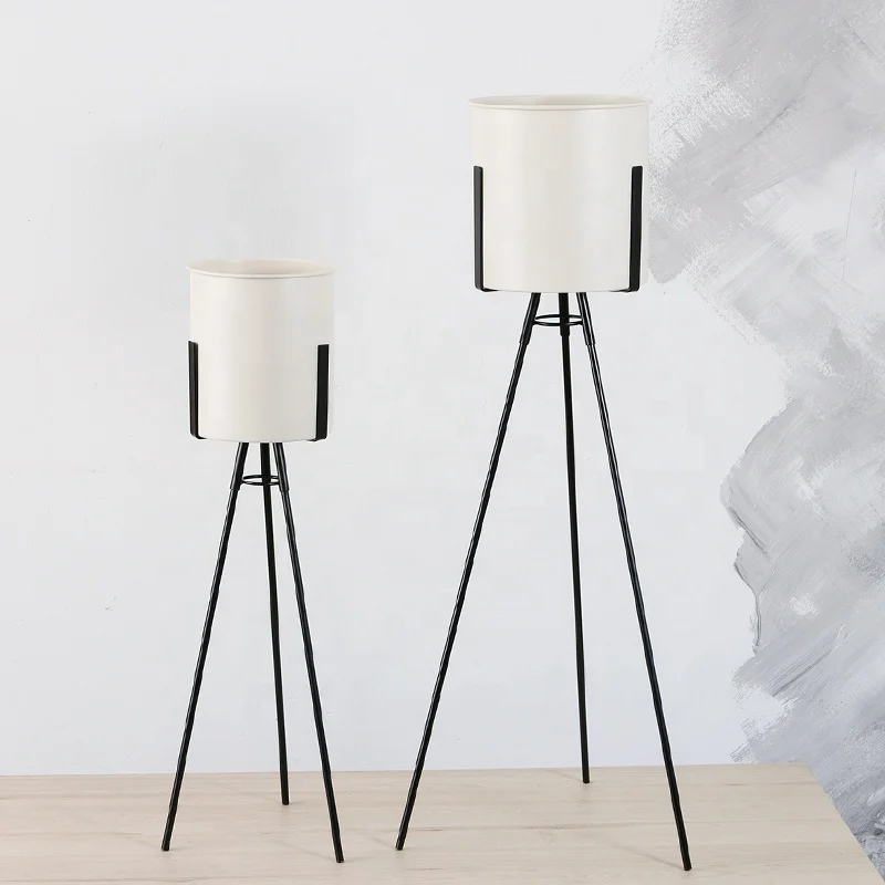 Modern Metal Planter House Home Decor Long Leg Wrought Iron Flower Pot Floor Stand for Indoor and Outdoor Garden Decoration