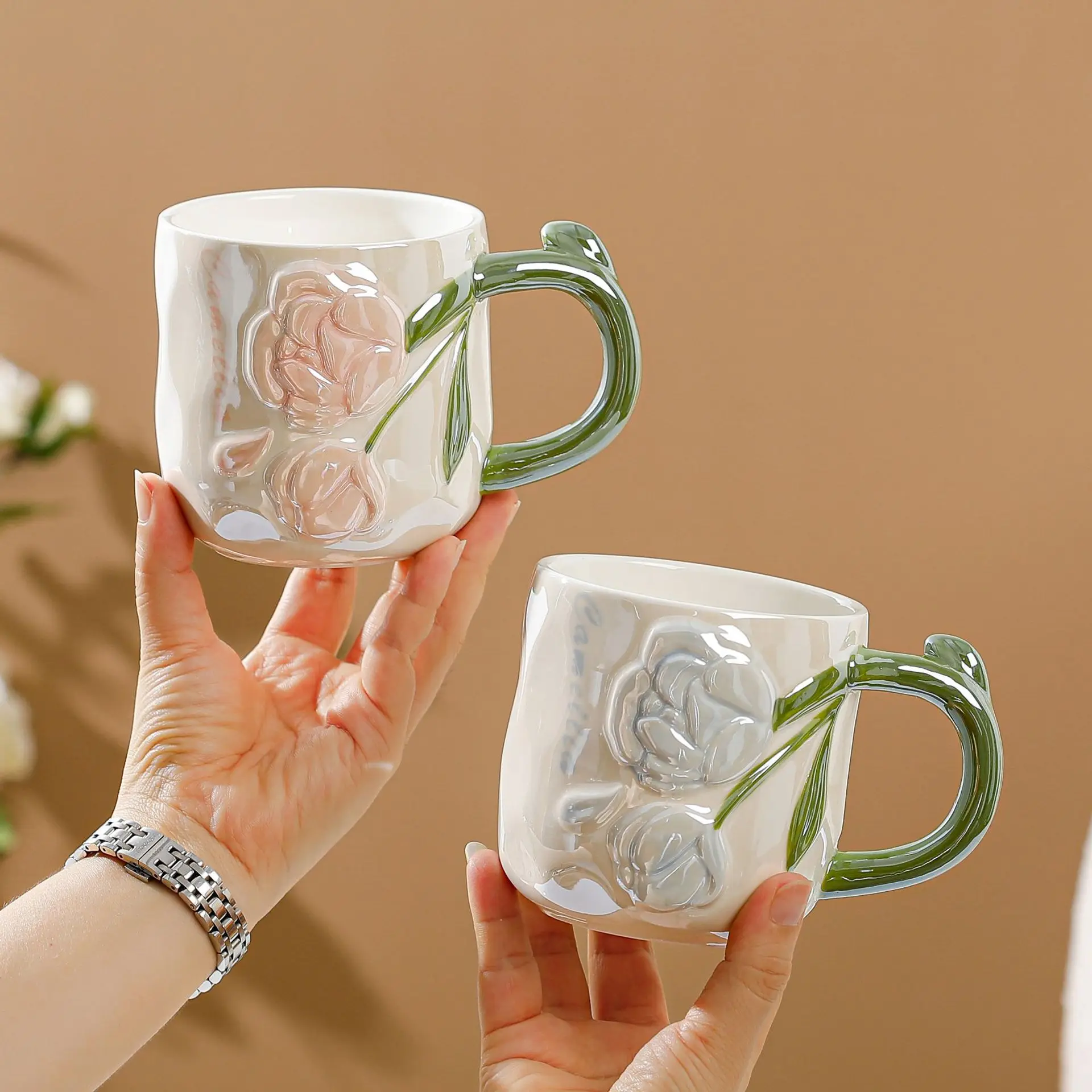 Wholesale New Fashion Pealrized 3D Tulip Ceramic Coffee Mugs Custom lower Ceramic Milk Cup water Mug with Lid