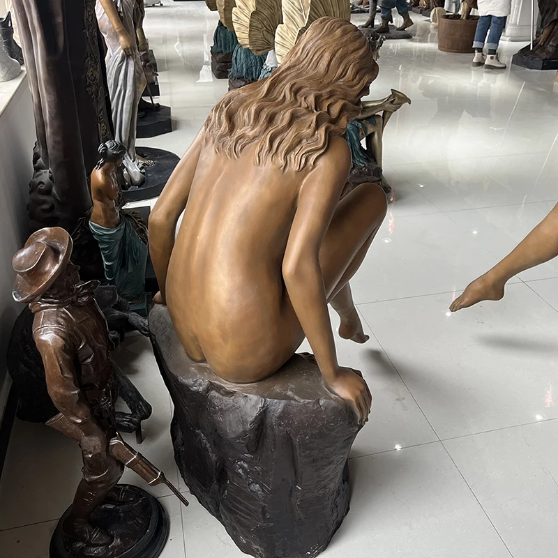 MUSI Beautiful Naked Decorative Girl Statue Life Size Outdoor Garden Nude Women Bronze Sculpture Sexy Girl Bronze Statue
