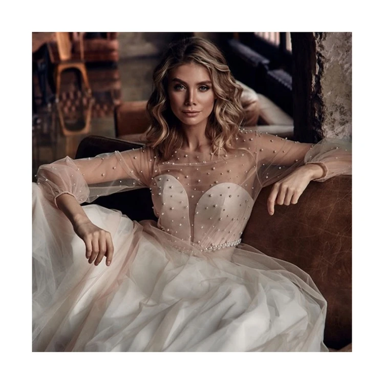 
Tulle A-line long-sleeved breathable ladies elegant mopping ball gown bridal dress costume 