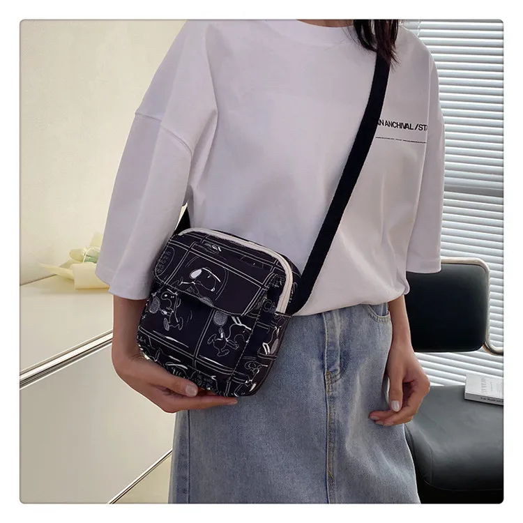 Hot sale Small school bag cute snoopys student children go out small school bag backpack backpack