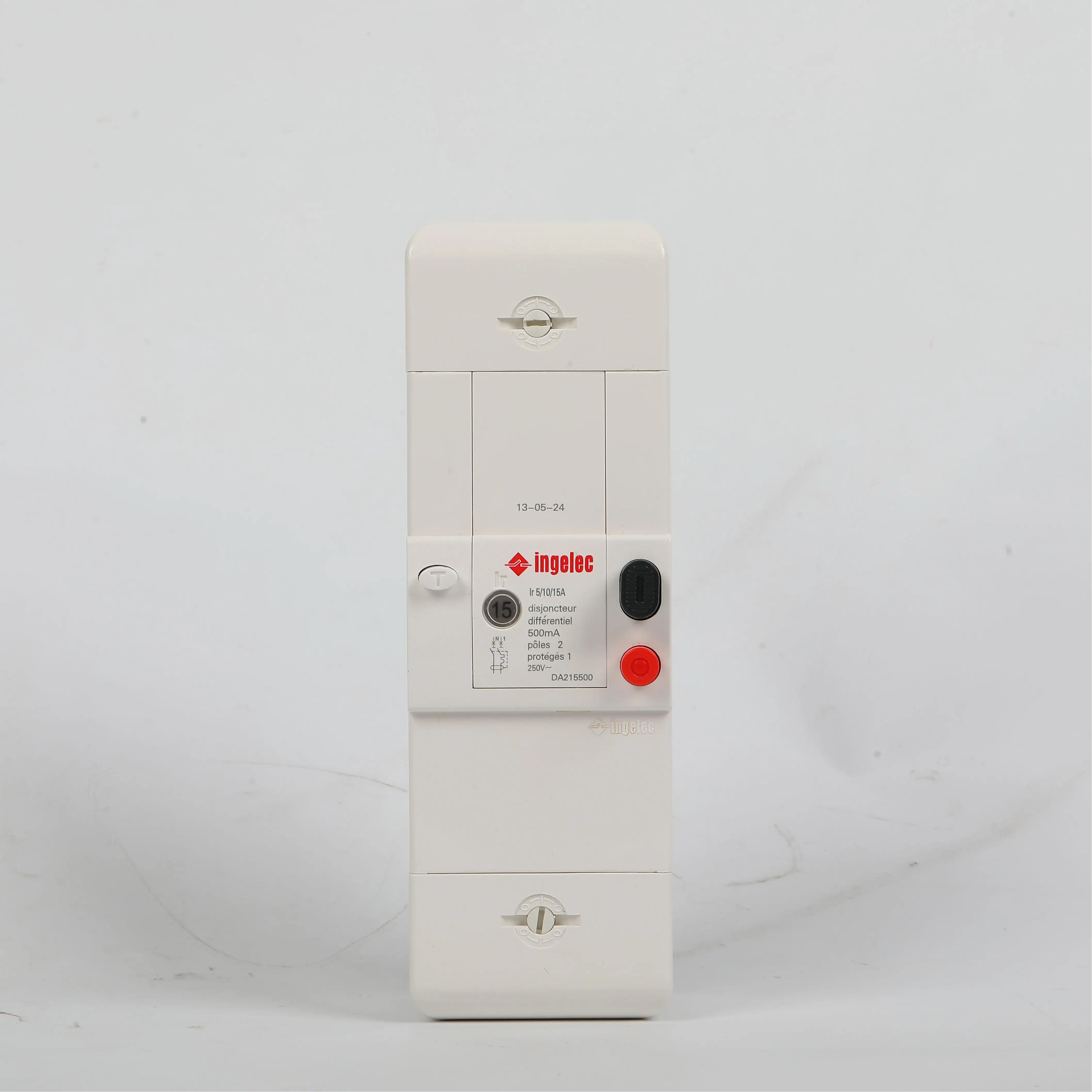 Circuit Breakers ingele Miniature  disyuntores Oem/Odm Wholesale Air Switch Promotional Clearance Wholesale Rcbo Circuit Breaker