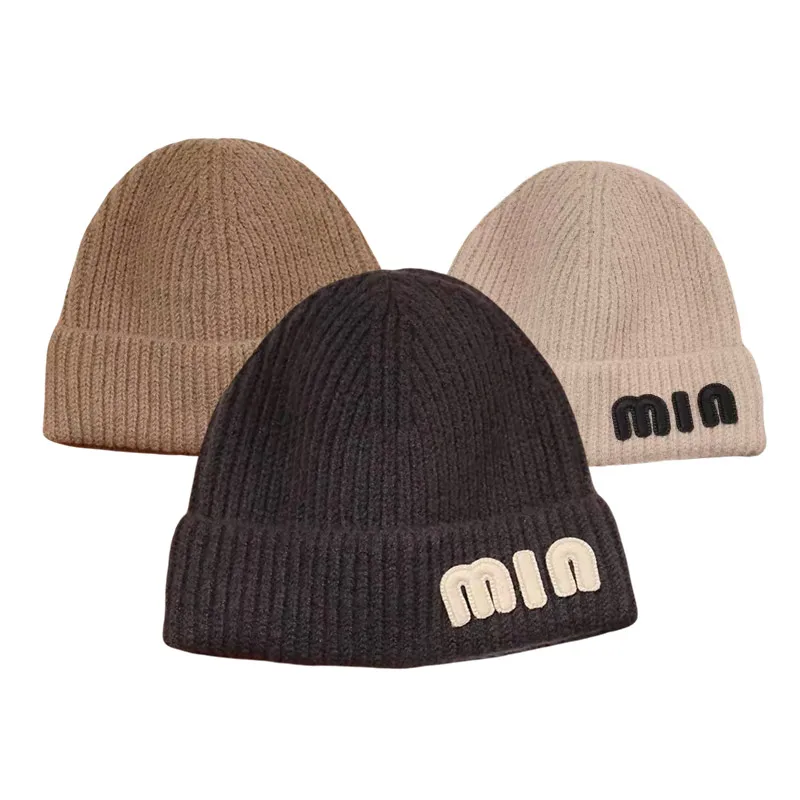 Promotional High Quality Womens Winter Hats Plain Knitted Beanie Hat Customization