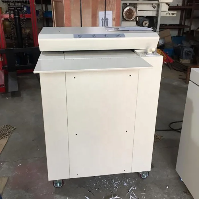 Автоматическая машина для измельчения картона гофрированной бумаги