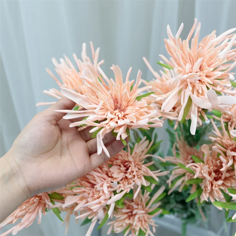 Luckygoods JH230047 Wholesale 3head Artificial Floral Chrysanthemum Real Touch Artificial Flower For Home Wedding Decoration