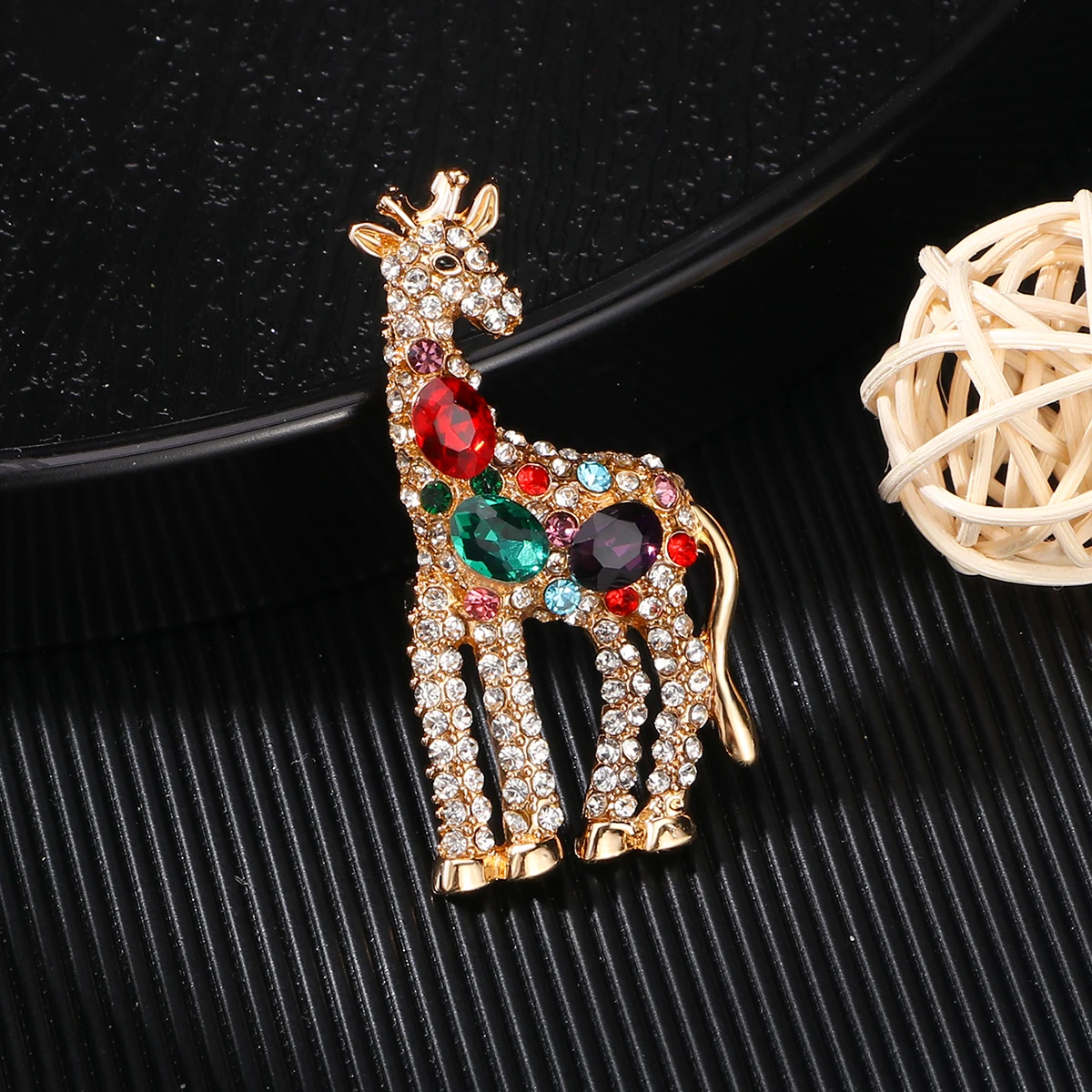 Vintage Cross-Border New Giraffe Brooch Fashionable Rhinestone Pin Brooch Gifts Weddings Parties Children Unisex Mainly Alloy