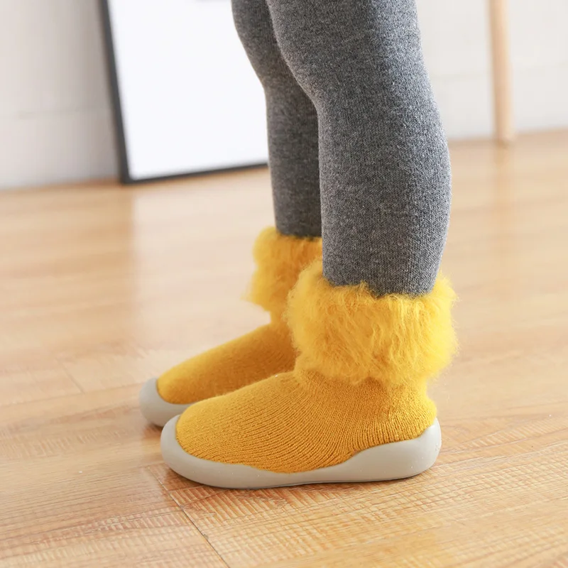 2019 high quality winter autumn new solid rubber sole baby sock shoes wholesale