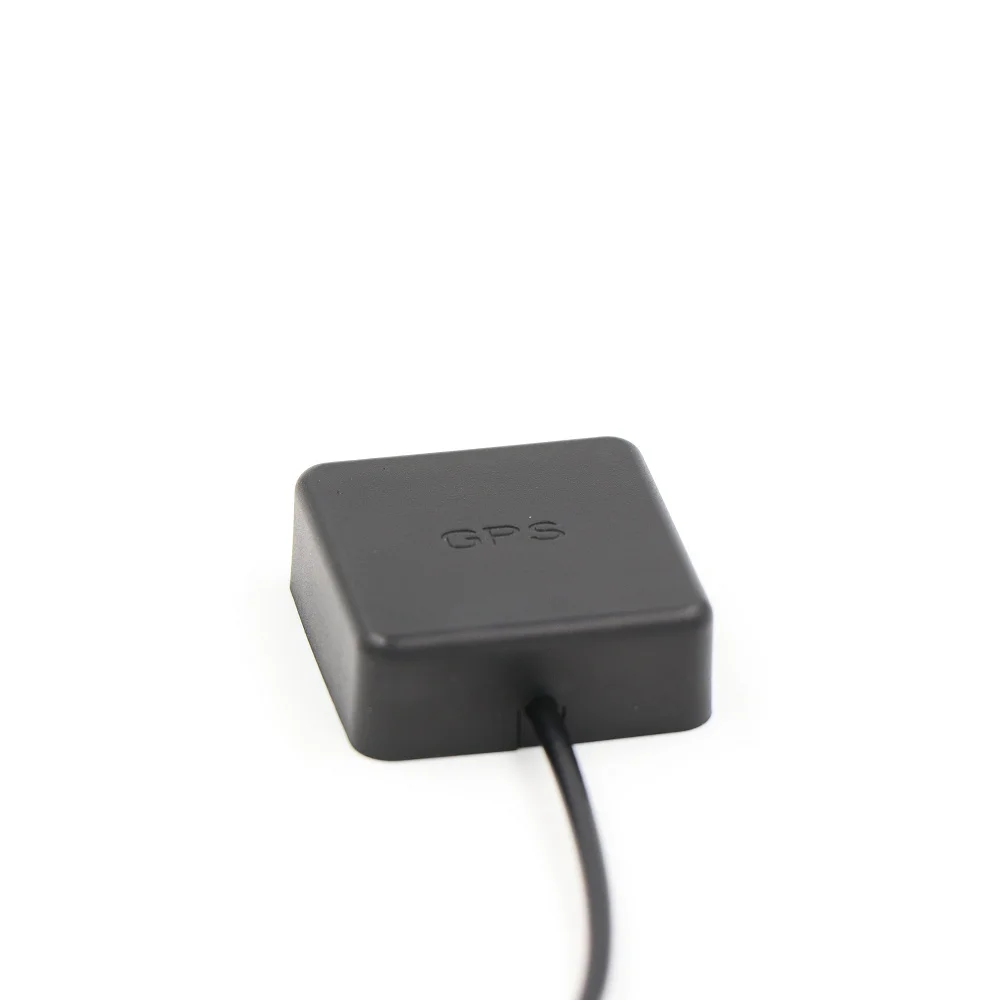 GPS Glonass 575.42MHZ~11602Mhz 28DBI GPS car Antenna  FAKRA plug  Magnetic mounting external combination puck antenna