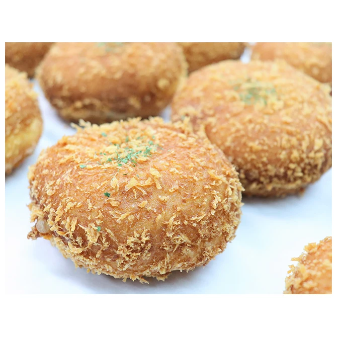 Beef curry robust seasoning subtle sweetness manufacture modernist libanaise bread