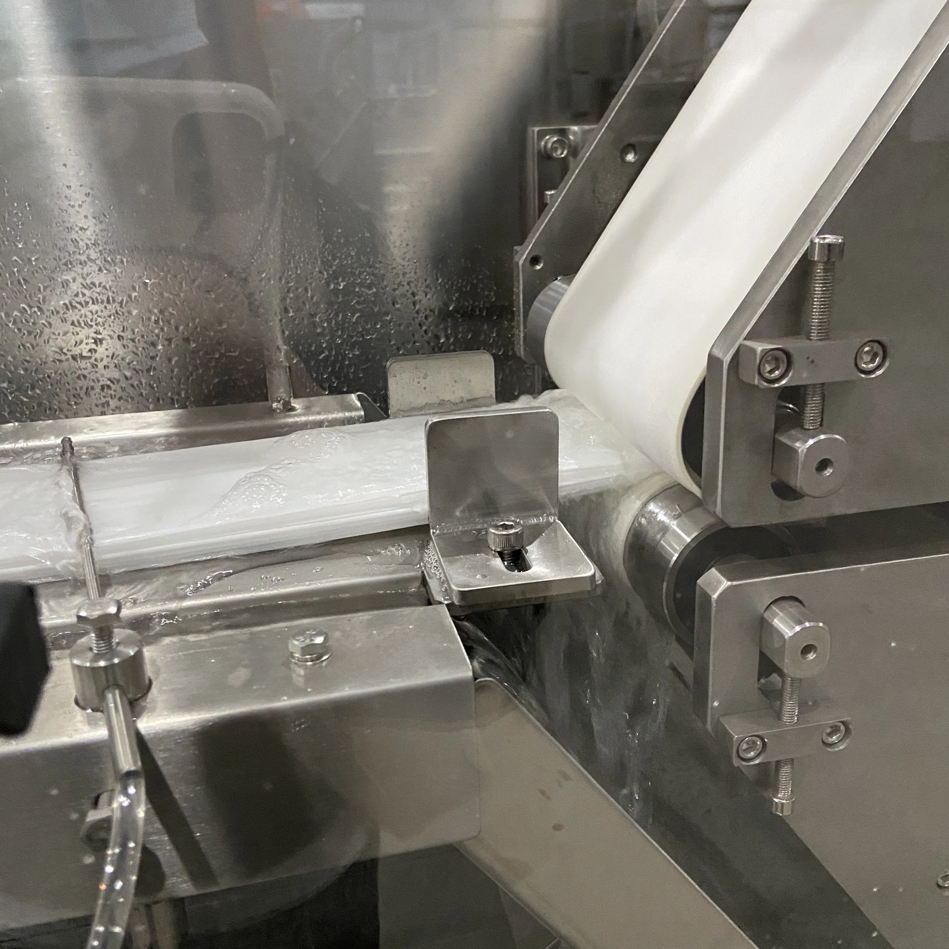 Fully automatic wet paper making machine