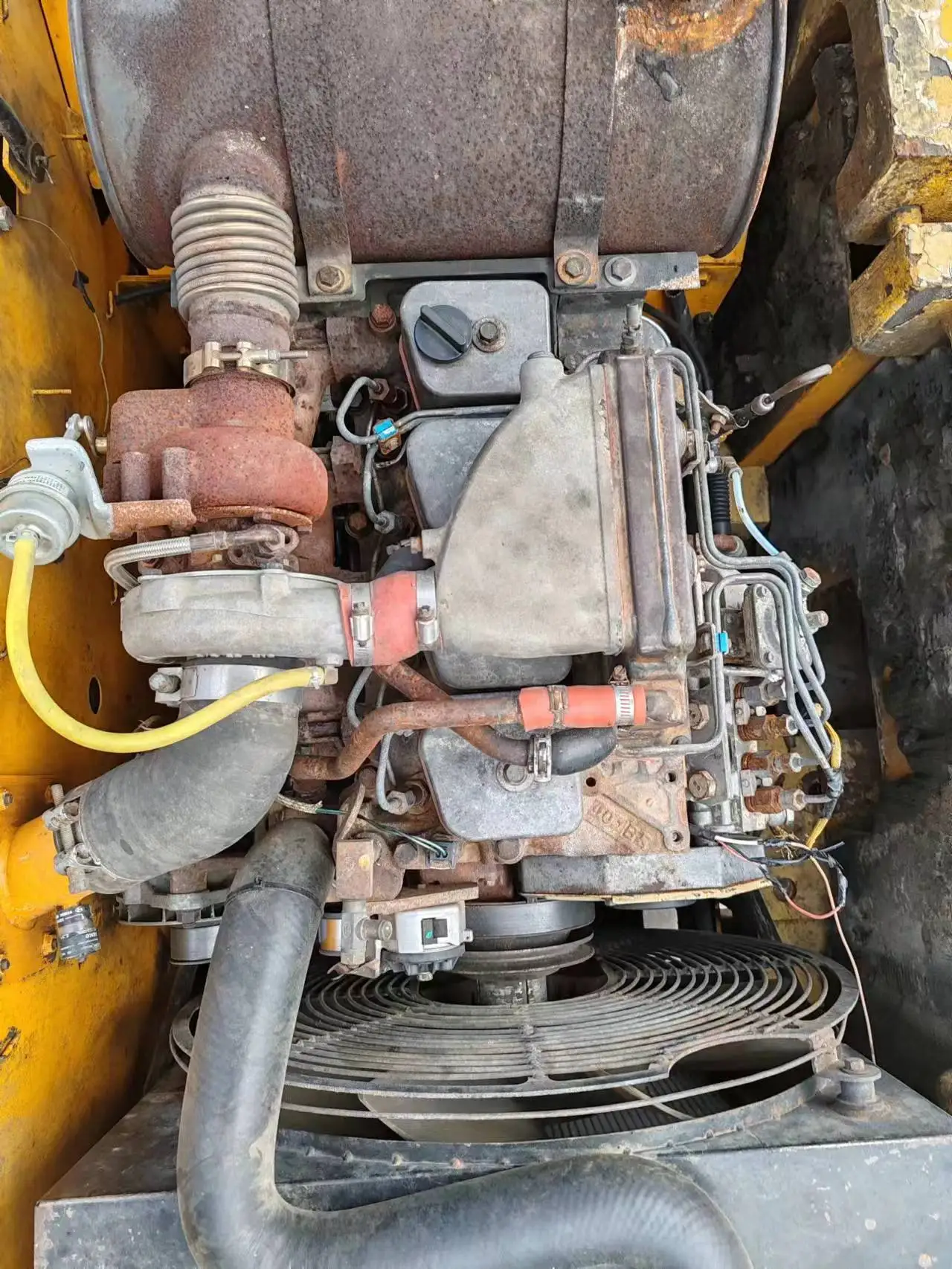 Самый популярный подержанный экскаватор HYUNDAI 130W-5 Рабочий вес 14 тонн высококачественный колесный