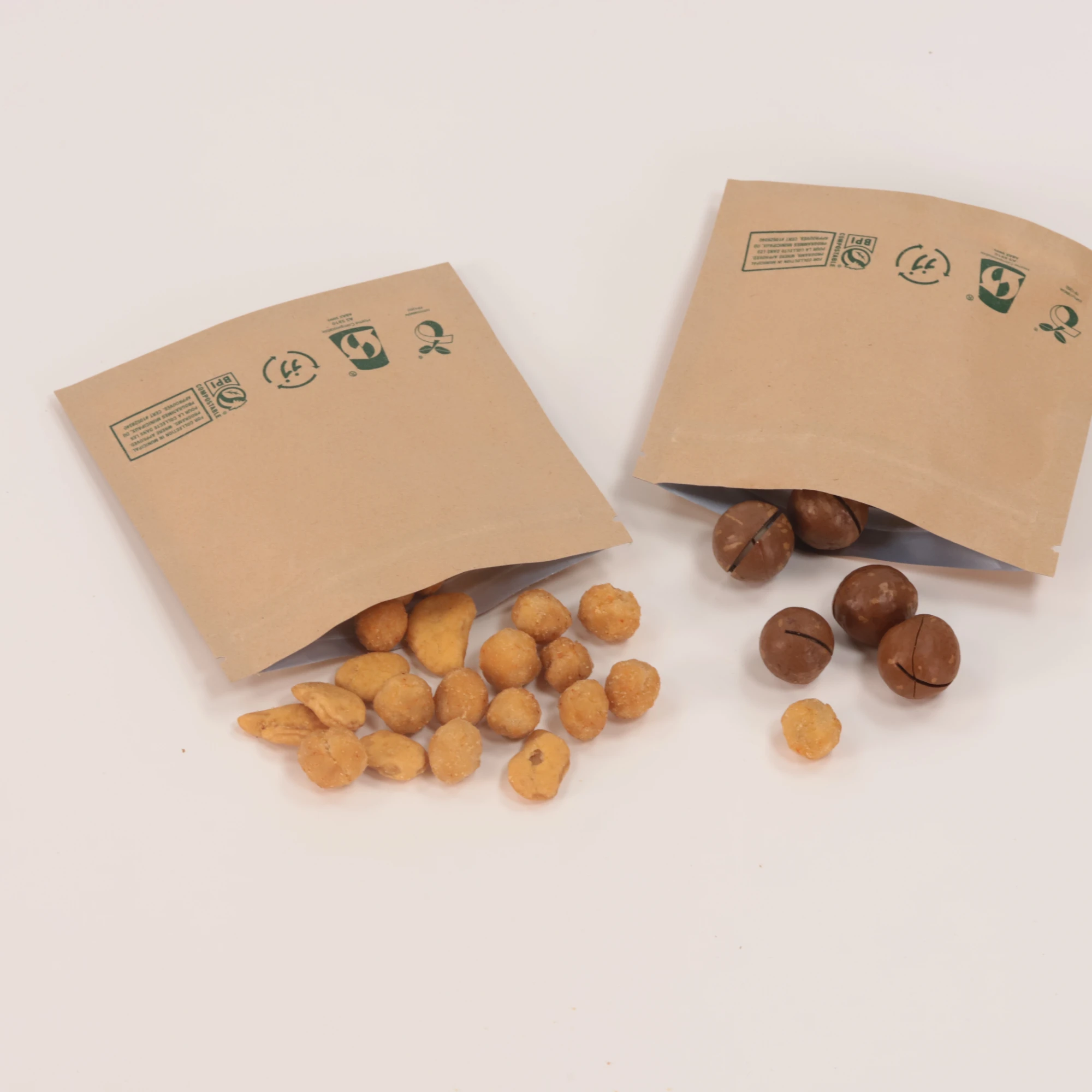 Flat Bottom Stand Up Pouch Zip Lock kraft paper bag For Nuts Food Packaging paper bag With Window