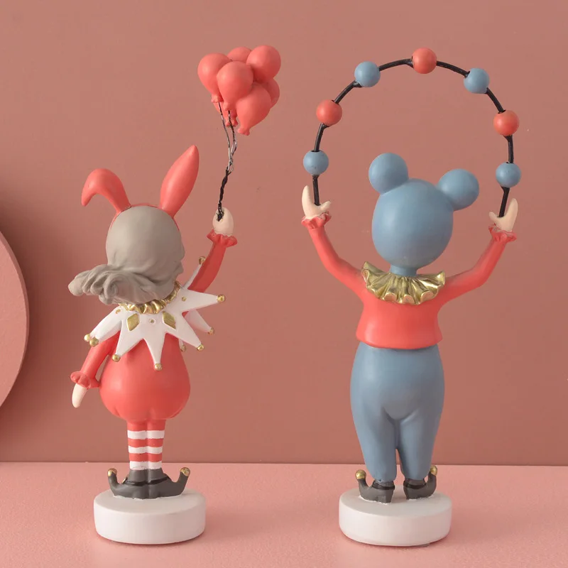 Home Decor Resin Crafts Nordic Style Simple Art Circus Acrobatic Clown Shape Office Home Accessories Gift Set Decoration supplie