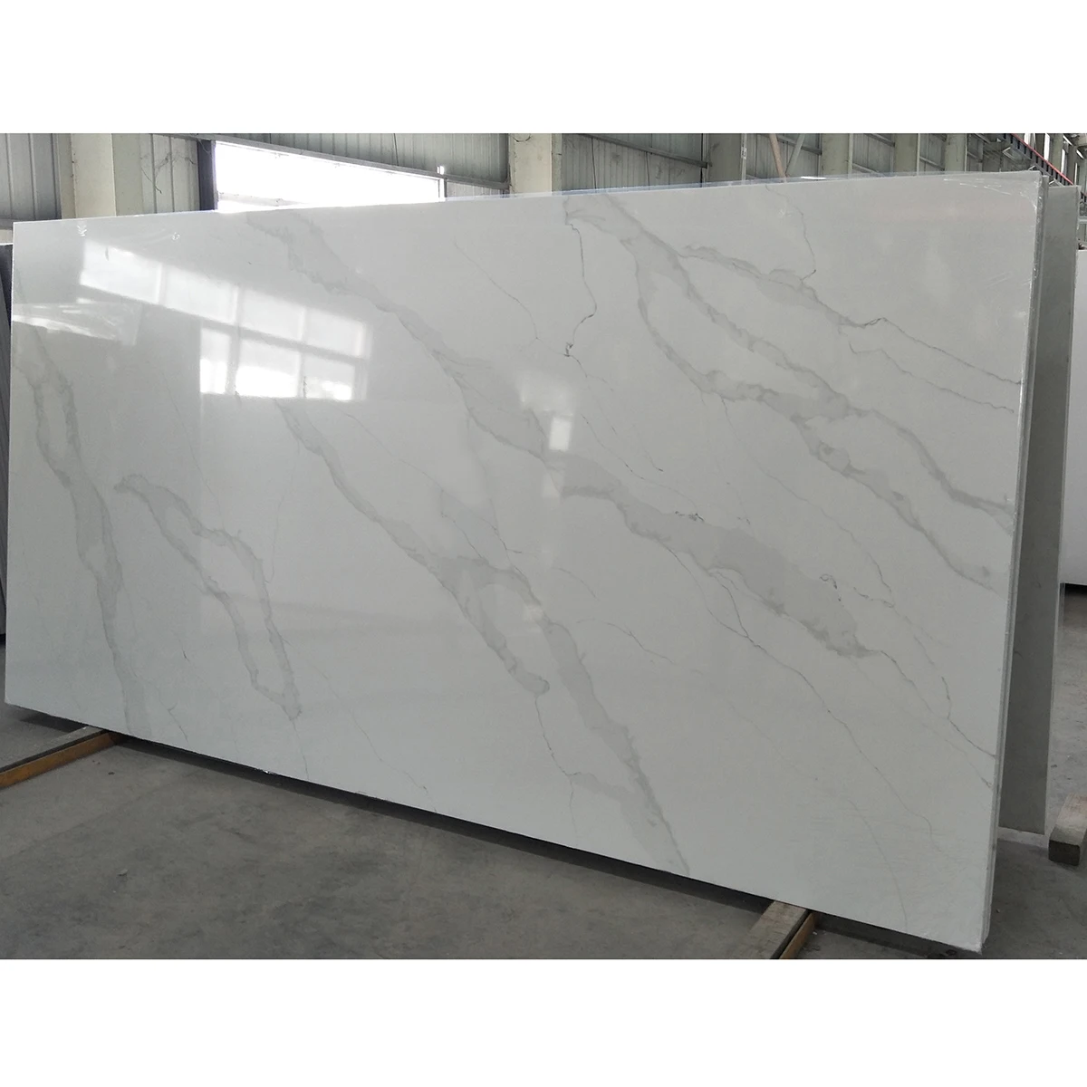 ZGSTONE Free Sample Calacatta Veins White Quartz Stone Slabs For Kitchen Countertops,  Bathroom Vanity Tops