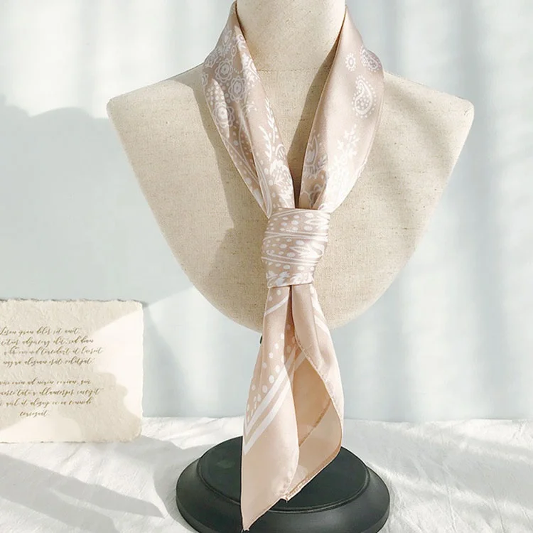 Wholesale fashion summer smooth women stripe printed square hair silk satin shawls and scarves scarf