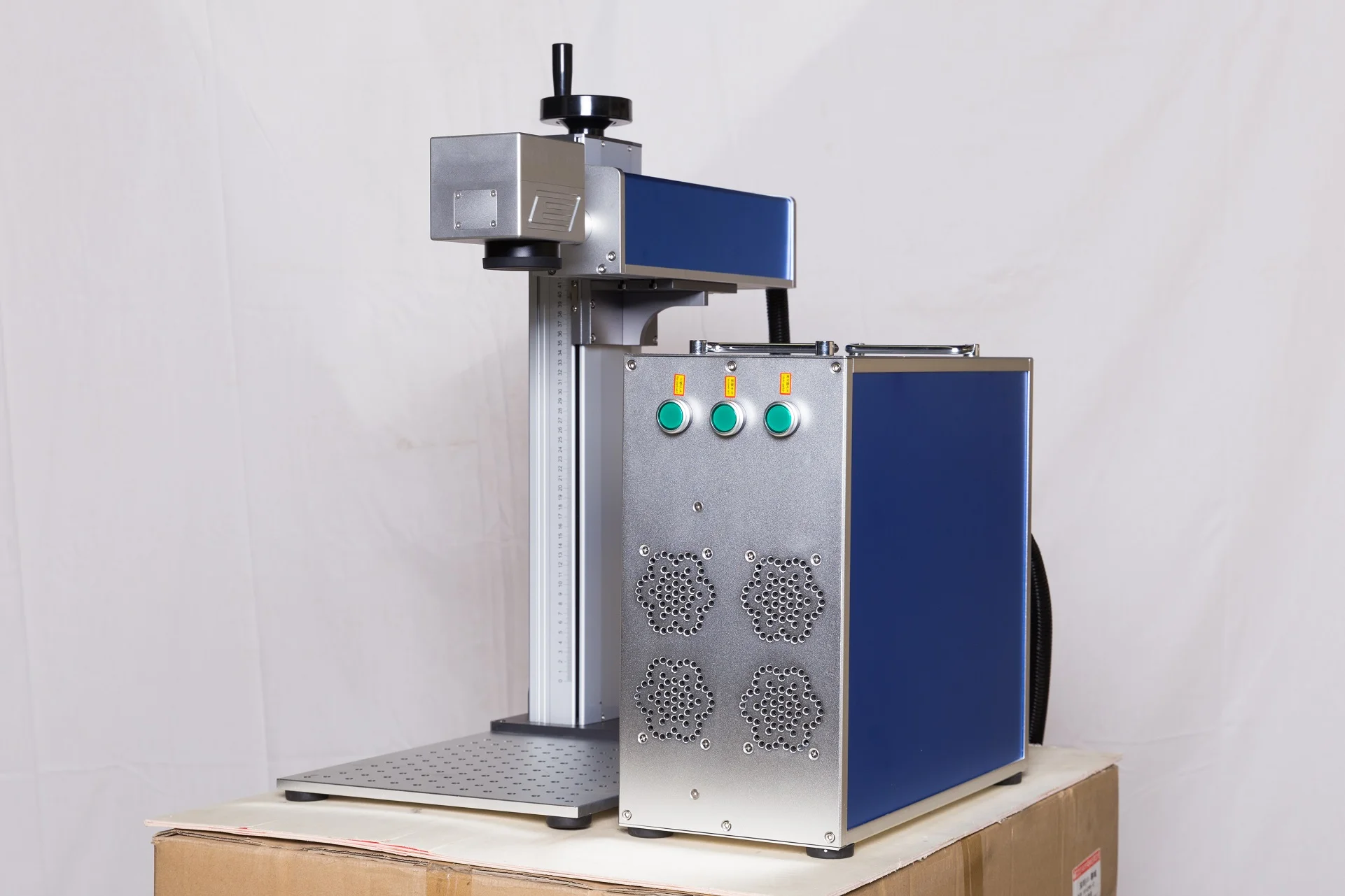 30W/50W70W/100W MOPA M7 2.5D 3D Jewelry Ring Bracelet with Rotary 3d laser engraver laser engraving machine metal