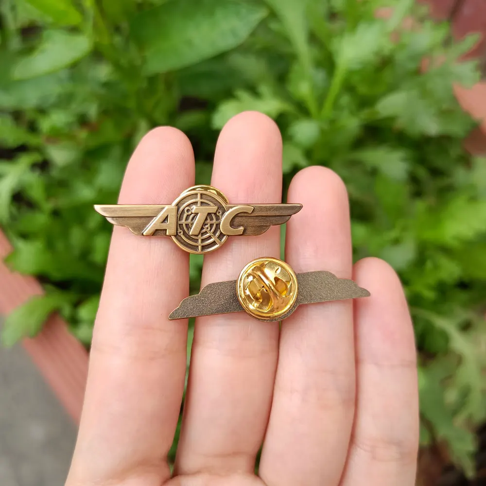 Custom Logo Metal Lapel Pin Badge Custom Soft Enamel Wing Pin