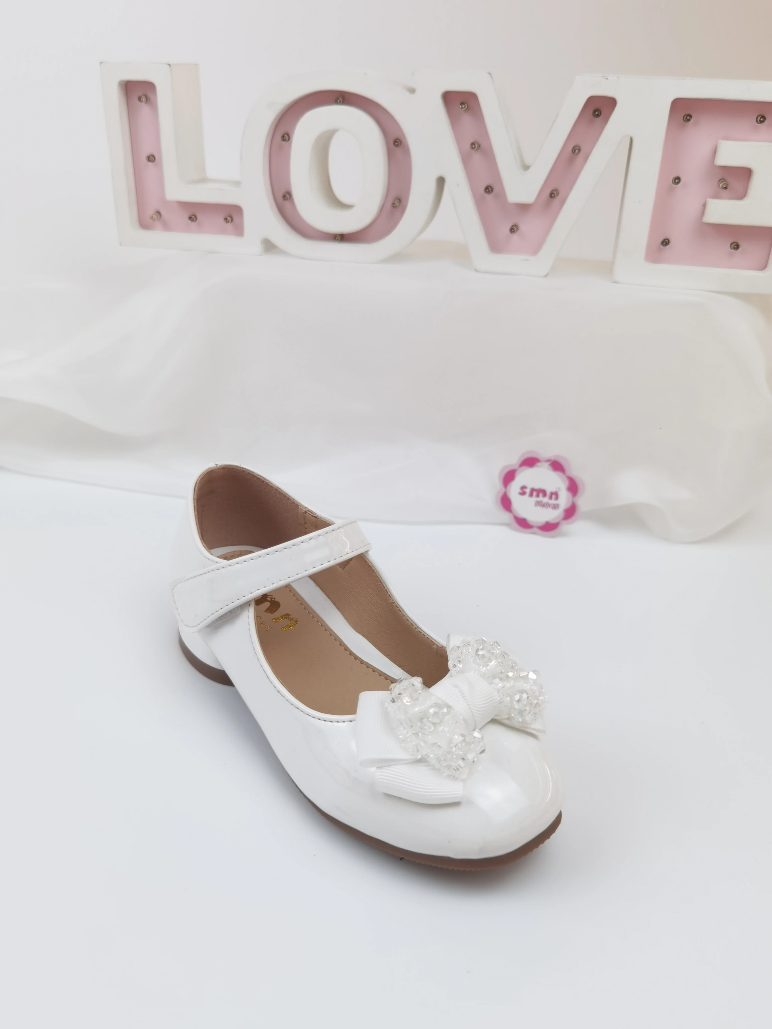 Factory straight sell, fashionable high-heeled girls gorgeous princess shoes, bow simple wear with fashionable princess dance sh