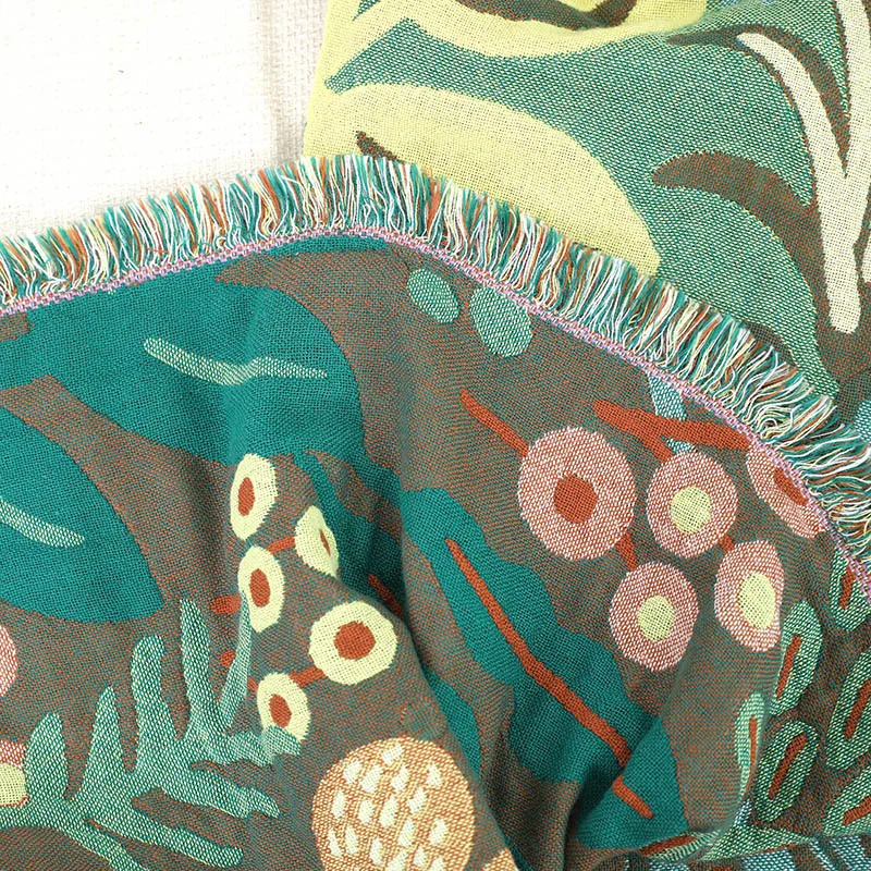 High Quality Cotton Six Layer Gauze Towel Quilt Jungle Tiger Fluffy Woven Jacquard Throw Blanket wholesale