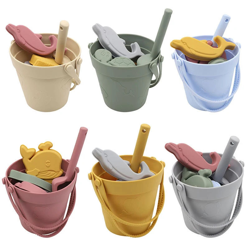 Customized Summer Outdoor Silicon Bucket Pail And Spade Sets Portable Silicone Sand Beach Bucket Toys