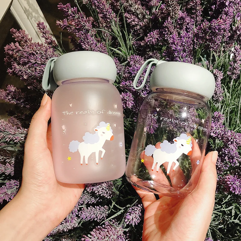 2022 Manufacturers wholesale  Heat-resistant transparent glass female portable simple, fresh and lovely student cup with rope