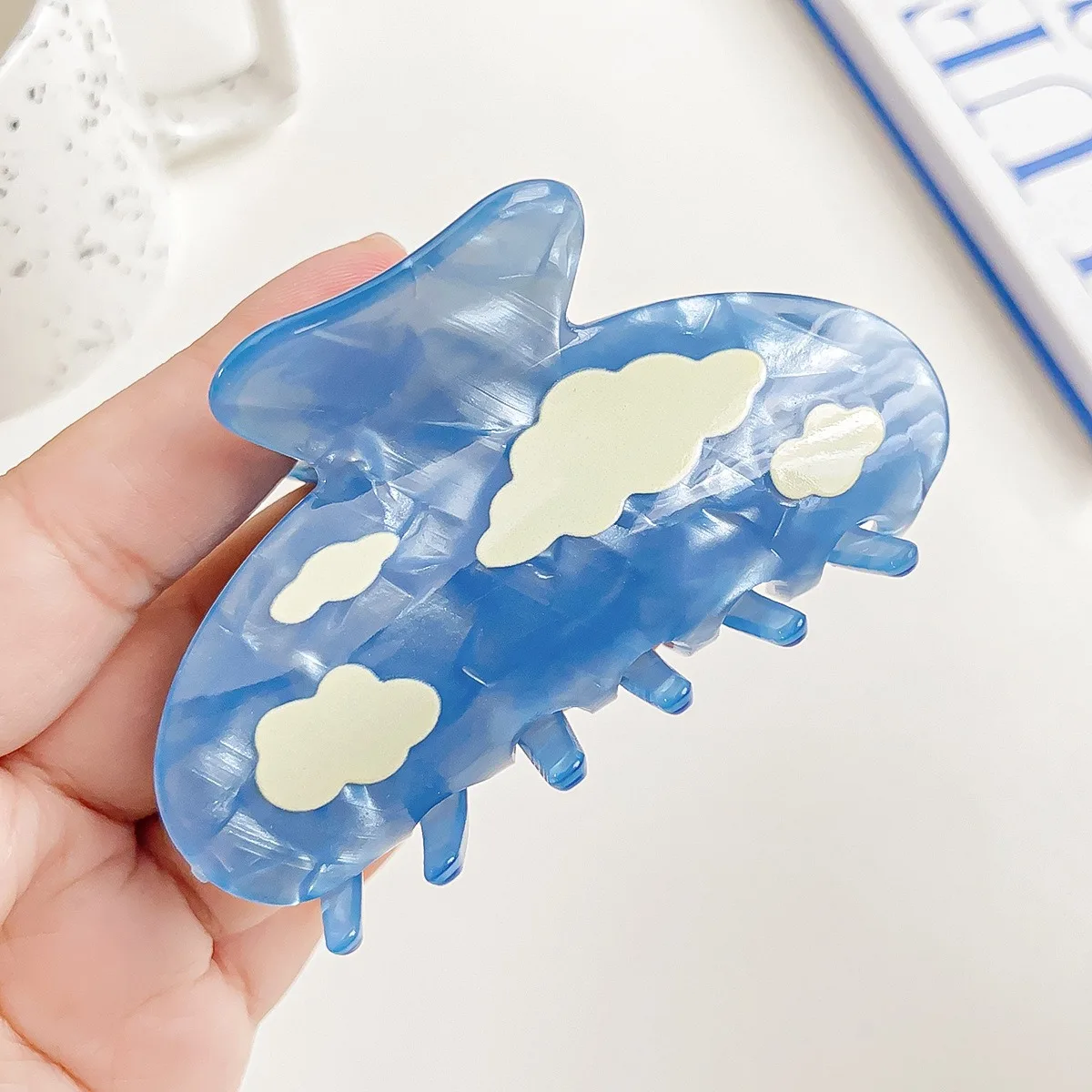 Korean Version of Acetic AcidGgrab Cloud Lightning Print Hair Grab Instagram Niche Design Shark Clip Back Head Disc Hairpin