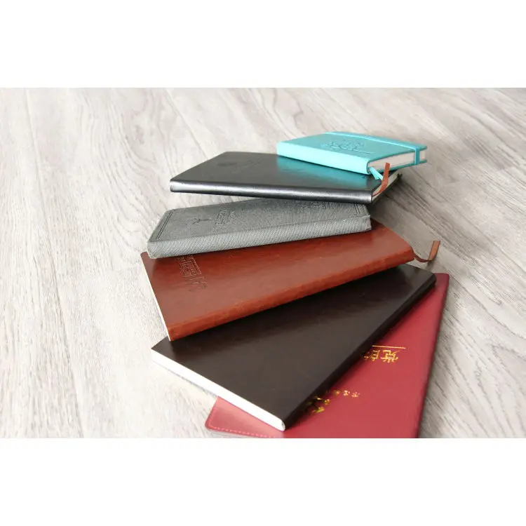 
Made in China Custom Logo Travelers Notebooks Plain Ruled Dotted Pages 