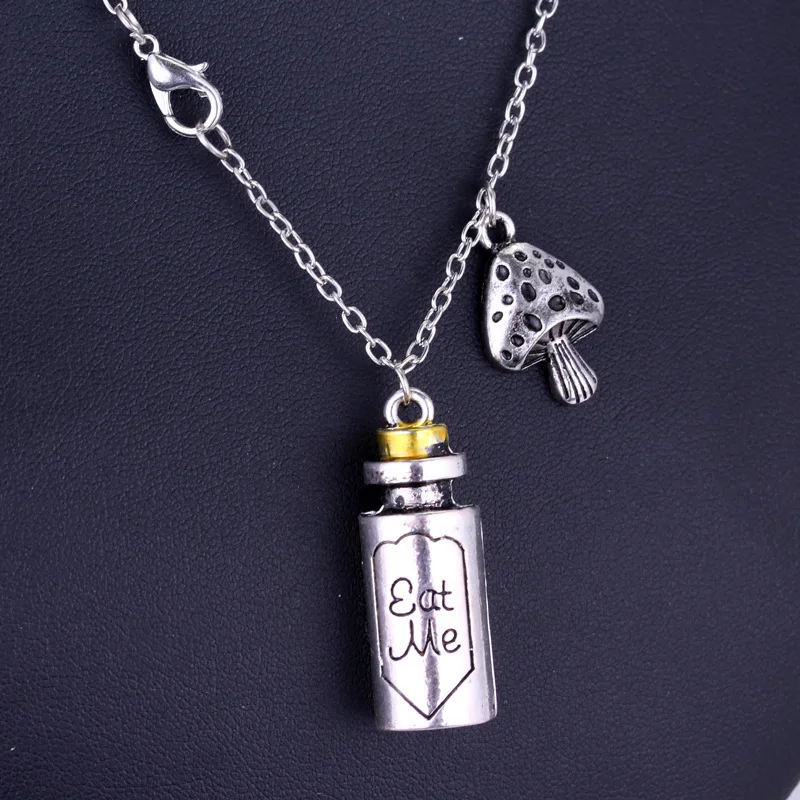 Fashion Vintage Charm Torque Pendant Necklace Film Alice Necklace Alloy Bottle Pendant Necklace Fashion Body Chain In Bulk
