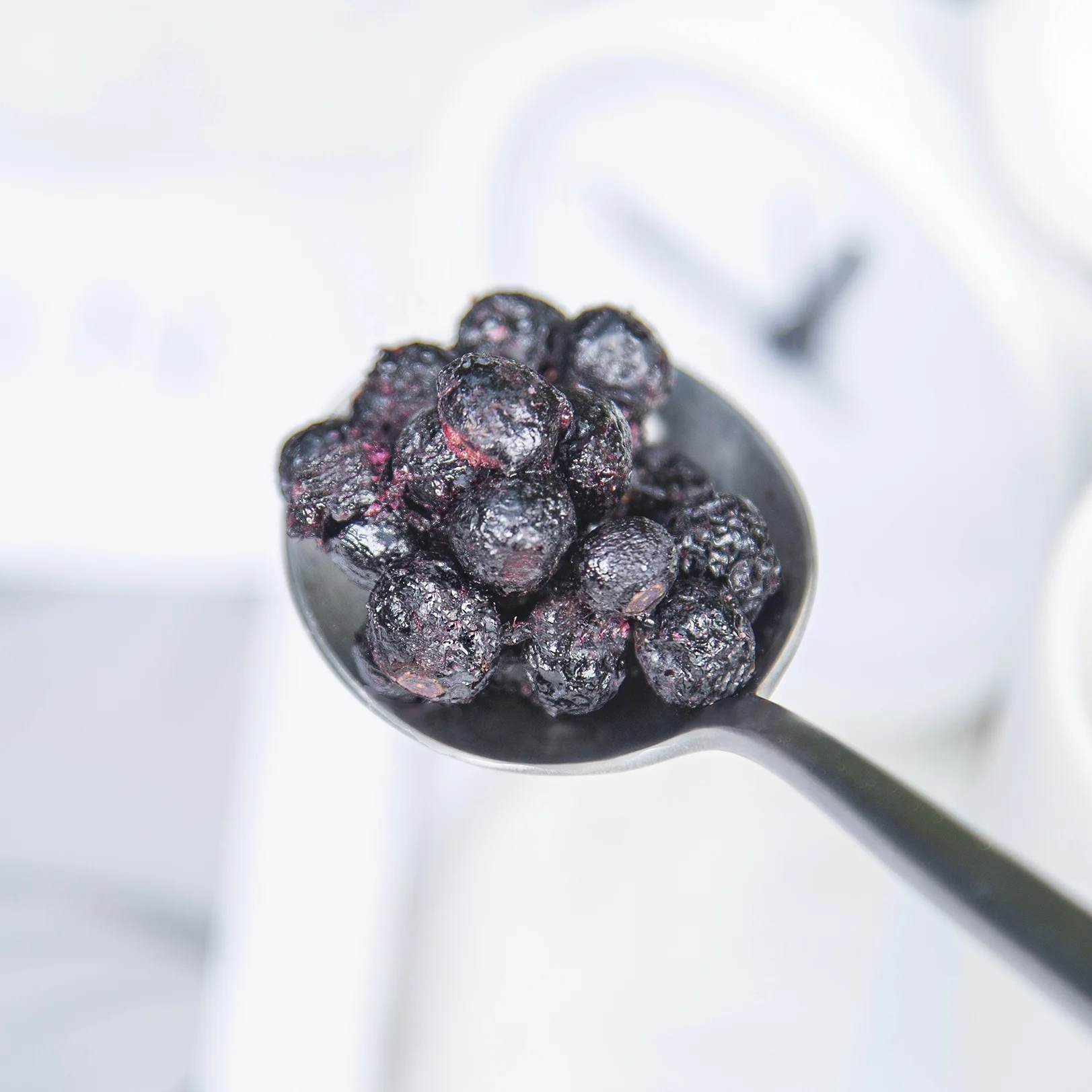 Hot Selling Crispy Natural Freeze Dry Fruit Freeze Dried Blueberry Whole