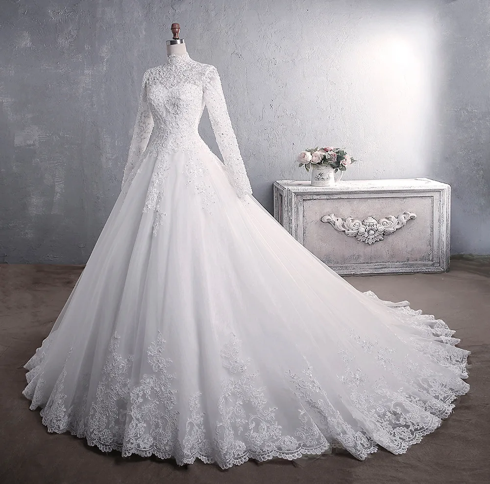 2111 Classic Lace Up Women Muslim Long Sleeve Dresses Vintage Wedding Ball Gown Elegant Wedding Dresses 2021