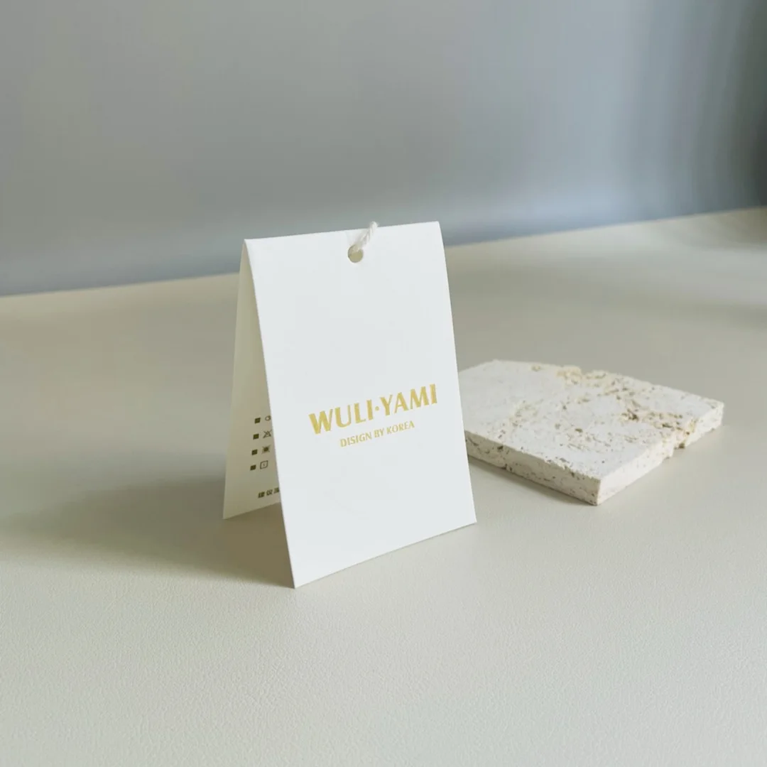 Biodegradable Custom Printed Personalized debossed hangtag gold embossed logo hang tags label