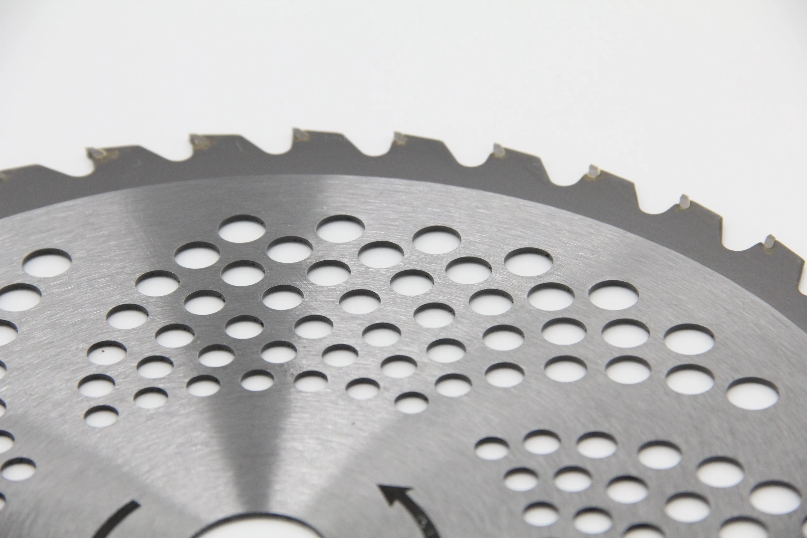 Trending hot products 230mm 36T 40T tct garden brush cutter strimmer blade for grass