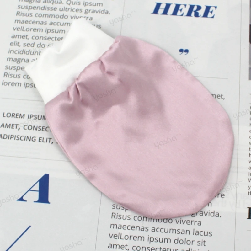 Factory wholesale personal tailor baby boys and girls anti - scratch real silk gloves