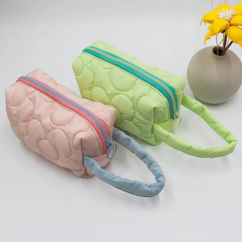 New Fashion Cosmetics Beauty Bag For Women And Girls Candy Color Fluffy Cute Fill Makeup Bag Custom Logo Storage Bag