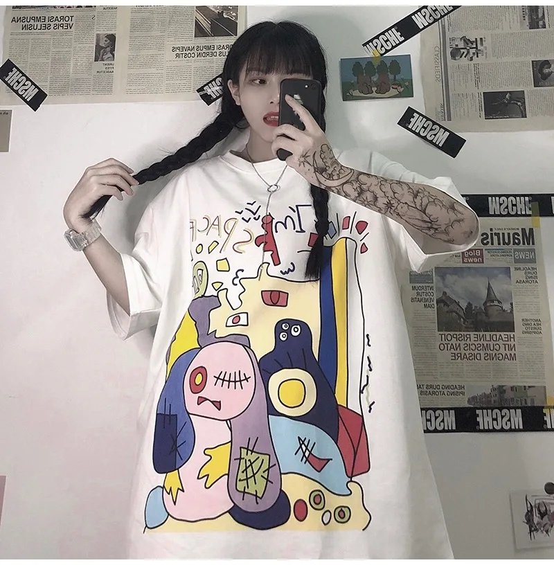 Korea fashion design loose casual cartoon printed girl t shirts ladies printed t shirts wholesale women t shirts OC351