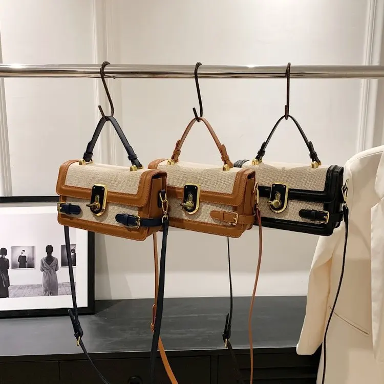 Factory Wholesale Handbags Light Ladies Small Square Bags Ladies Fashion Design Purses For Females