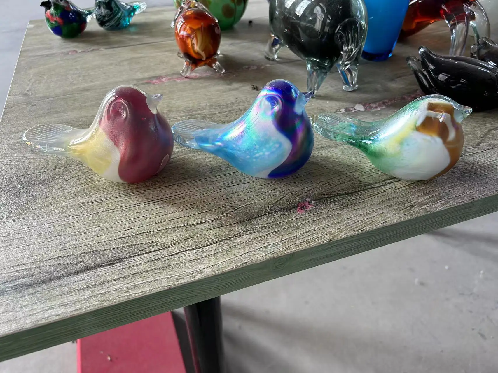 Art Glass Crystal Bird Figurine Handmade Blown Glass Paper Wight Decorative Accents Knick-Knacks