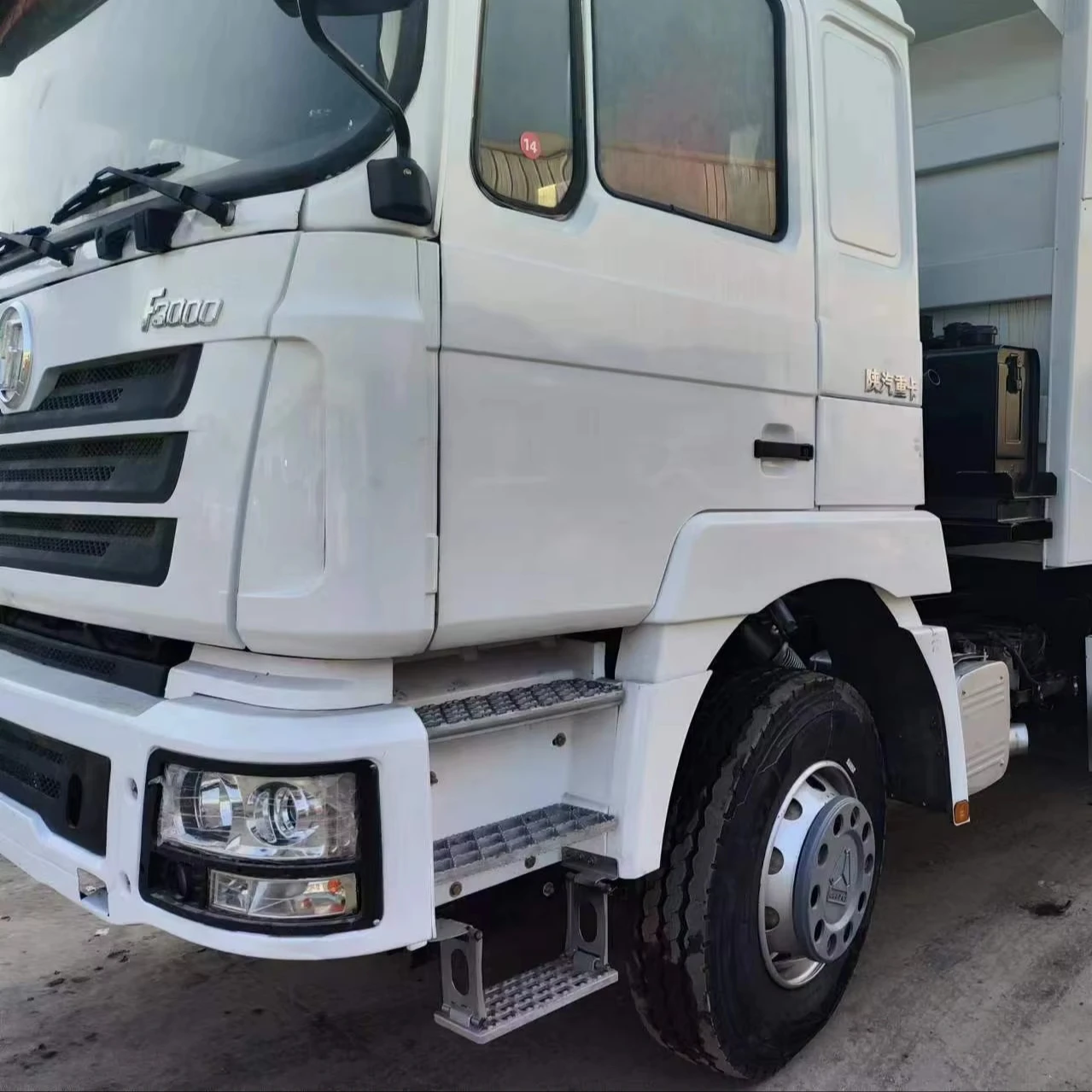 Новый или подержанный Sinotruk Shacman F3000 6x4 10wheeler 30-50 тонн сверхмощная свалка