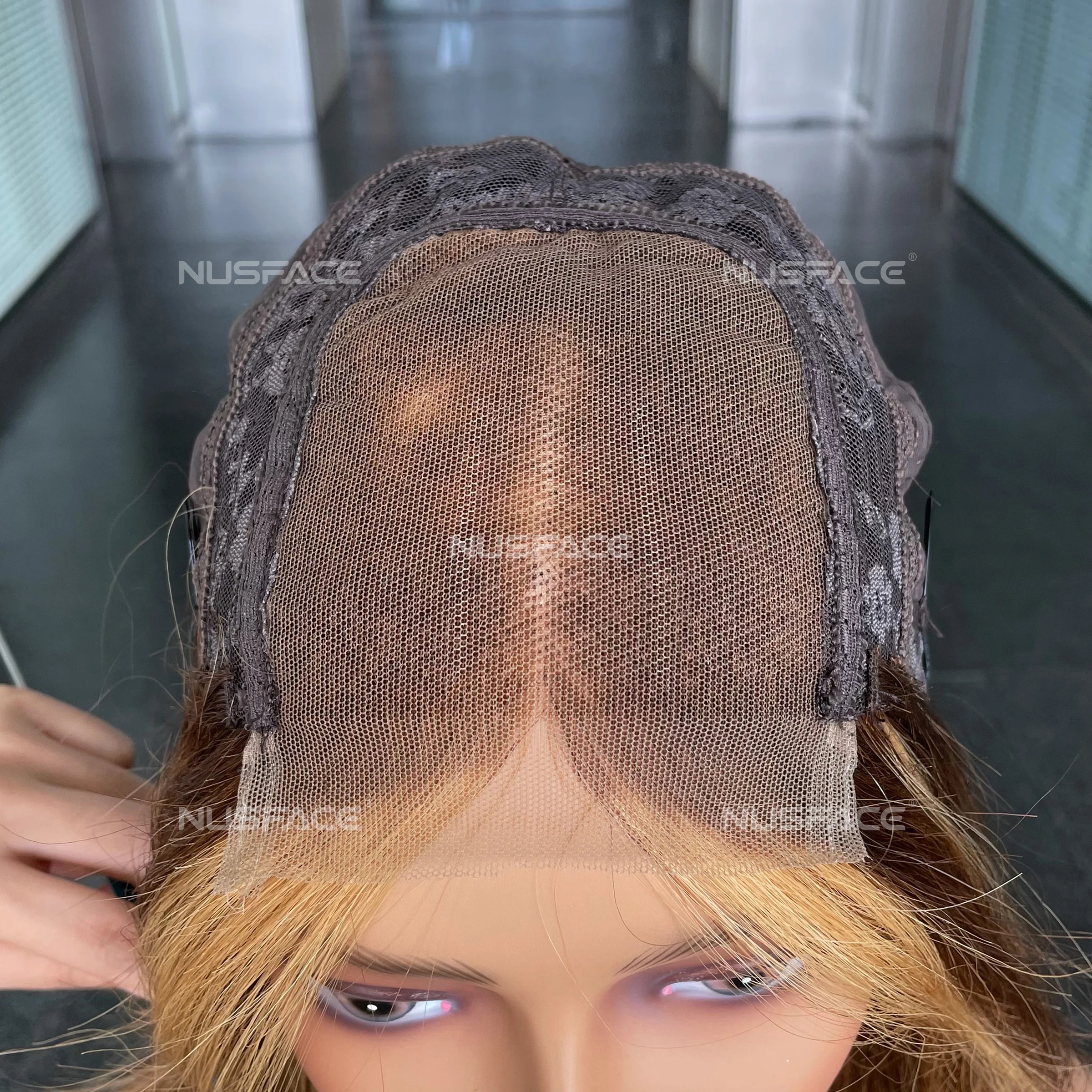 highlight 1b honey brown color straight bob human hair lace front wig,10inch highlighted piano bob wig