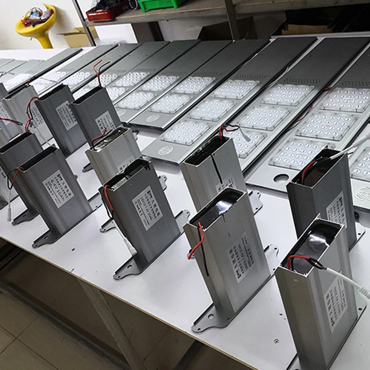 Factory price waterproof IP65 outdoor road garden all in one  integrated 60w monocrystal solar led street light