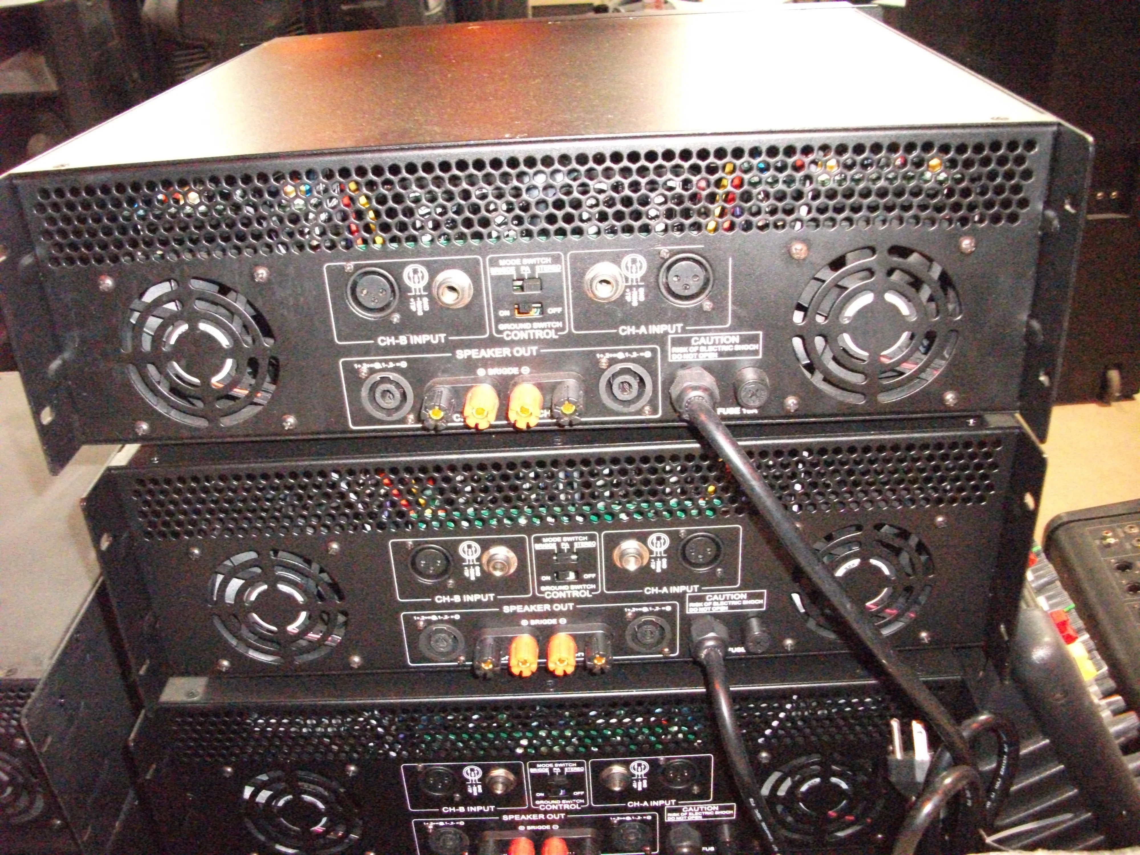 disco amplifier stage amplifier pro  P3000